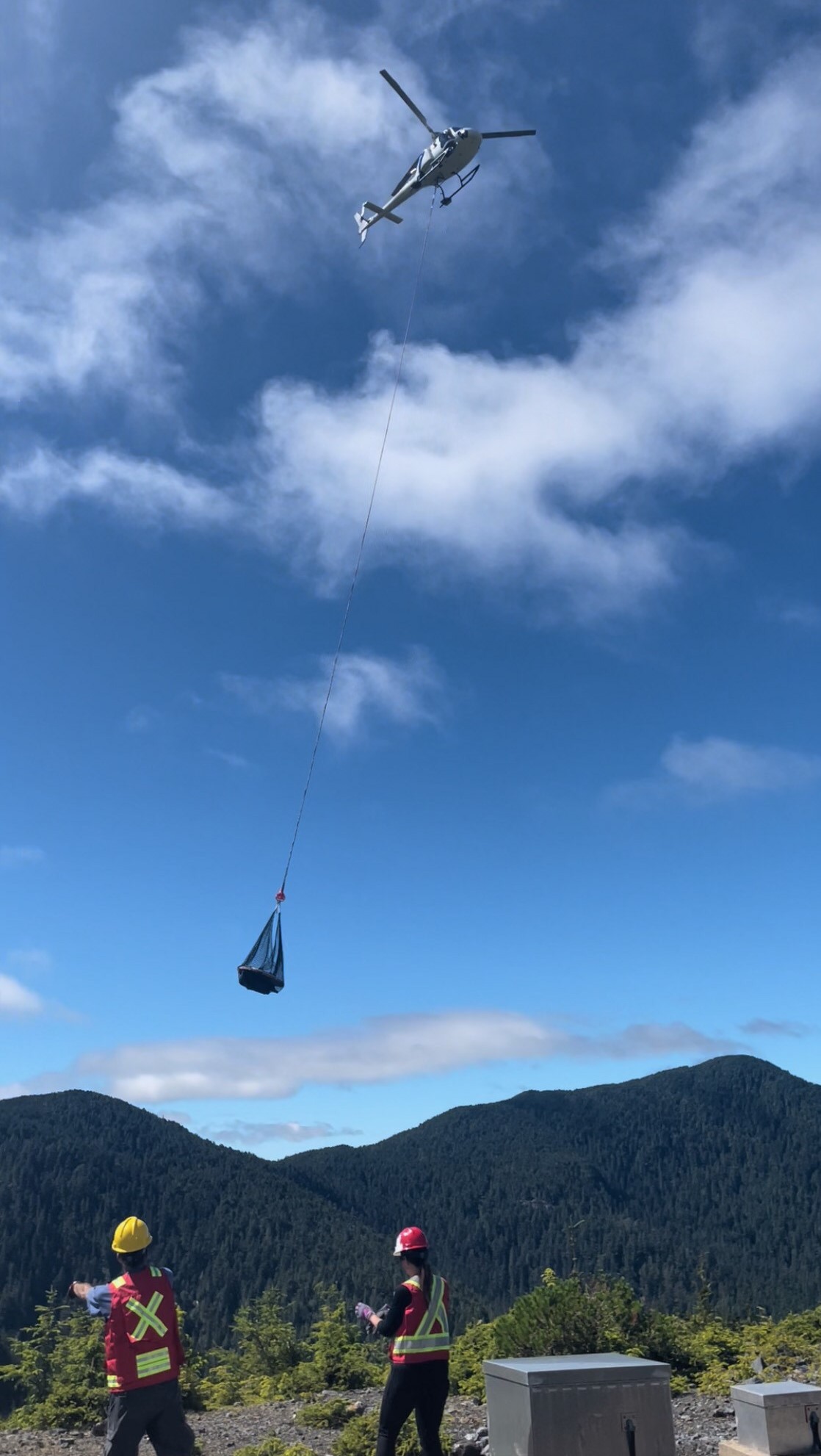 Haida Gwaii helicopter sling